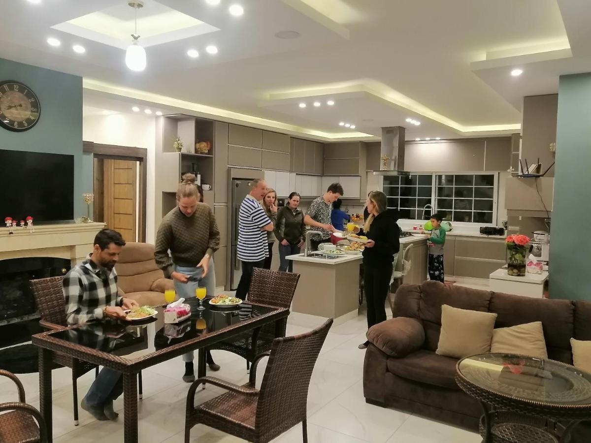 Villa Zee Madaba Exteriör bild
